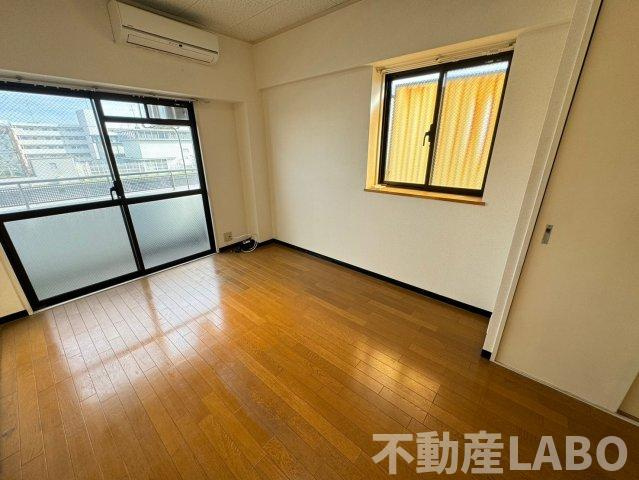 メゾンドフェンテの居間・リビング