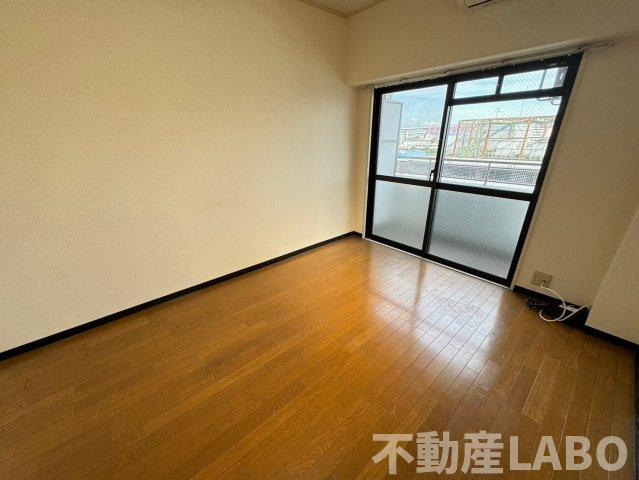 メゾンドフェンテの洋室