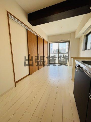 仲介手数料0円！オリス丸の内の居間・リビング