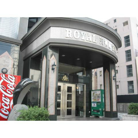 【エントランス】ロイヤル天神南 