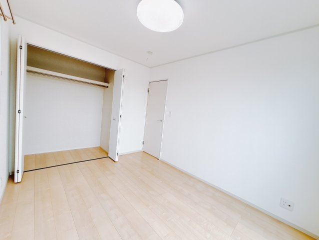 【中古戸建】前橋市天川大島町の洋室|■2階洋室