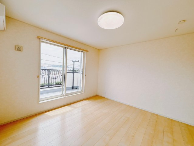 【中古戸建】前橋市天川大島町の洋室|■2階洋室