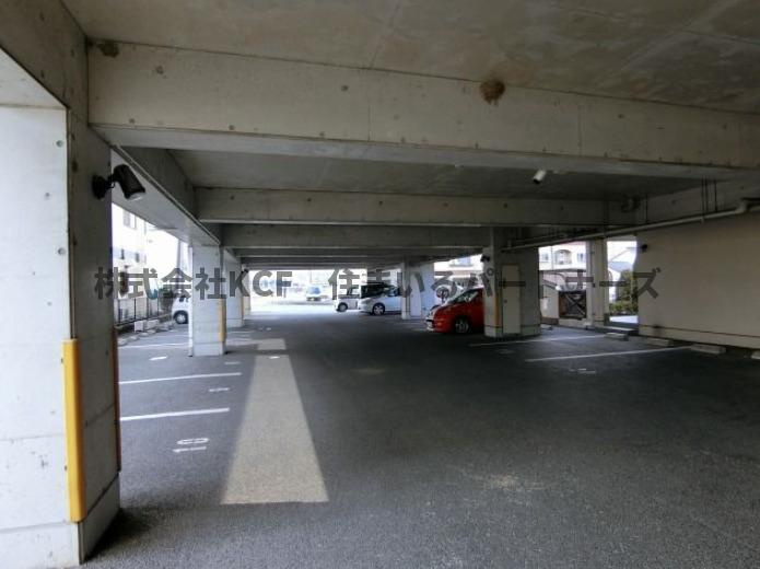 カドルの駐車場|駐車場完備です