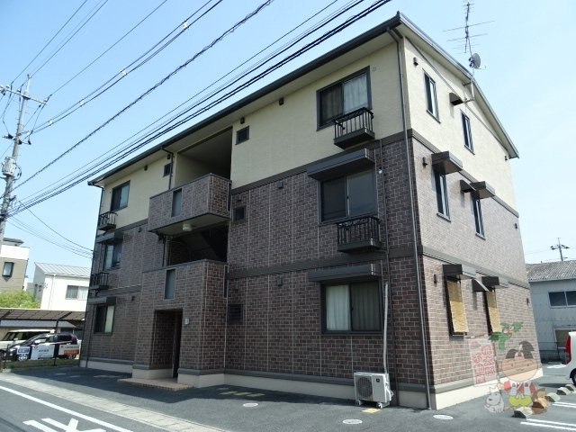 デルニエの外観
