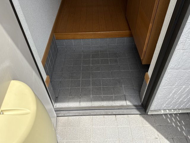 フリーデンＡの玄関