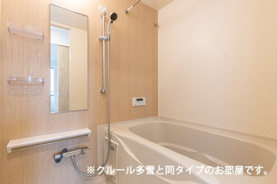【浴室】 | サンフラワー | 落ち着いた空間のお風呂です