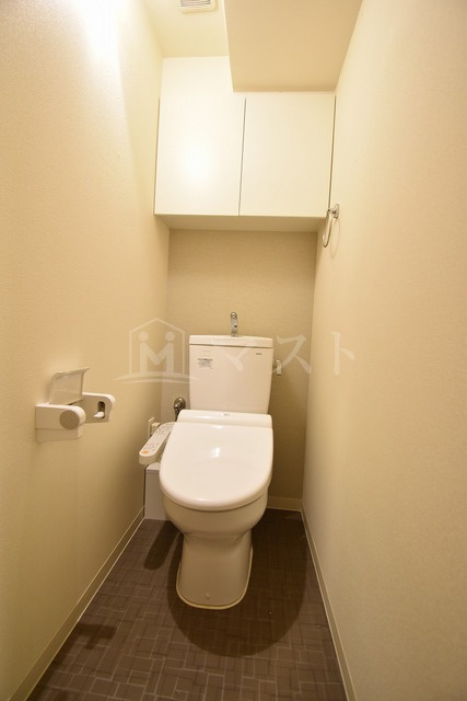 プレサンス堺筋本町駅前のトイレ