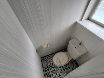 【トイレ】 | クレセント | 落ち着いた色調のトイレです