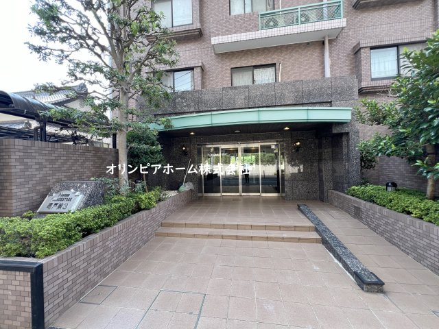 日神パレステージ亀戸第3　6階　大島2丁目のエントランス