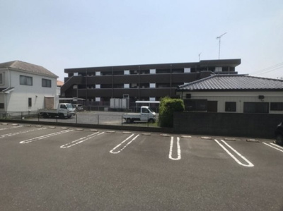 【駐車場】 | クローバーヒル城南 Ａ | 駐車場