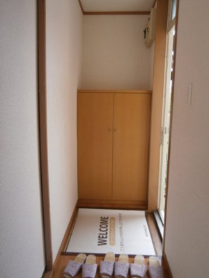 【玄関】 | コーポ一の沢 | 玄関