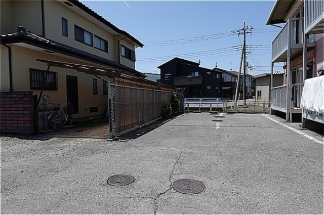 【駐車場】 | コーポ一の沢 | 駐車場