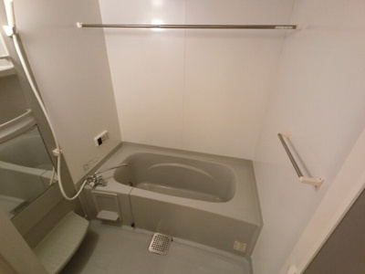 【浴室】 | グランヴェール Ａ | 換気暖房乾燥機付浴室