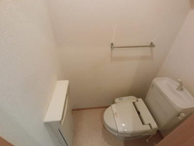 【トイレ】 | グランヴェール Ａ | 温水洗浄暖房便座のトイレ