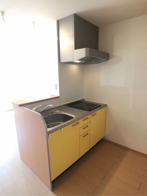 【キッチン】 | プレジール松原 Ｂ | ＩＨ付き対面キッチン