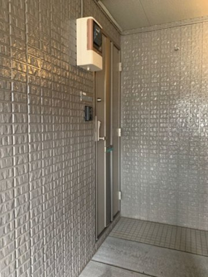 【玄関】 | プラセール Ｆ | 玄関前