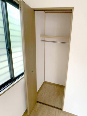 【洋室】 | パストラル Ａ | 北洋室・収納