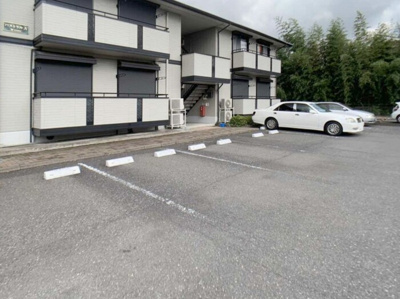 【駐車場】 | パストラル Ａ | 駐車場