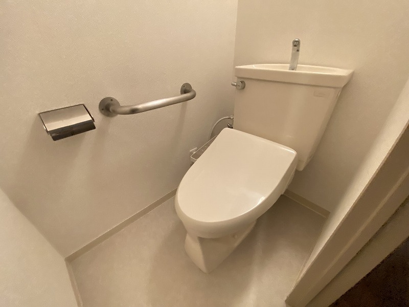 神戸市須磨区高倉町１丁目のアパートのトイレ|ウォシュレット付