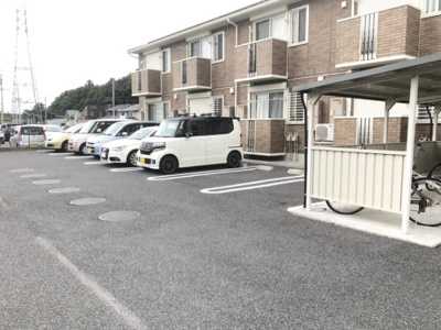 【駐車場】 | グラン・シャリオ Ｅ | 駐車場