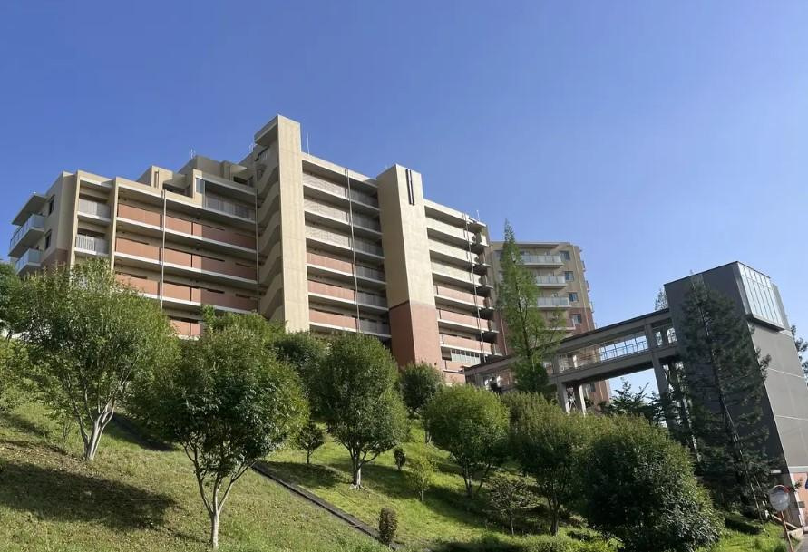パークシティ梅が丘プラムヒルズの外観|新しい生活にいかがでしょうか？外観はお住まいの顔になります。こだわりたいポイントですね。水回りリフォームやリノベーションも承ってます。
■現地見学・資金計画相談・住宅ローン相談もお問合せ受付中■