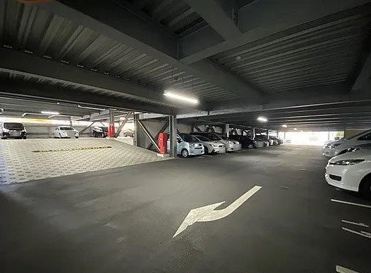 パークシティ梅が丘プラムヒルズの駐車場|駐車場
■物件内覧・資金計画相談・住宅ローン相談、リフォーム相談、お問合せ受付中■
※当日・翌日のご内覧、ご相談はお電話でのお問合せがスムーズです！