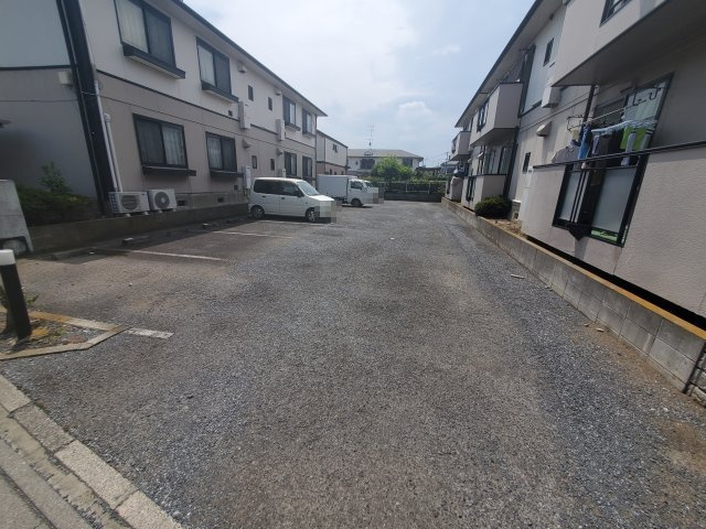 サンビレッジ加倉A棟の駐車場