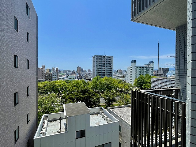 アルファライフ平和大通りの展望|平和大通りも少し見渡せます。