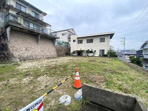 府中町八幡4丁目　土地の外観|道路より高い土地の為、日照時間を確保でき風通しも良好。洗濯物もよく乾きそうです。
