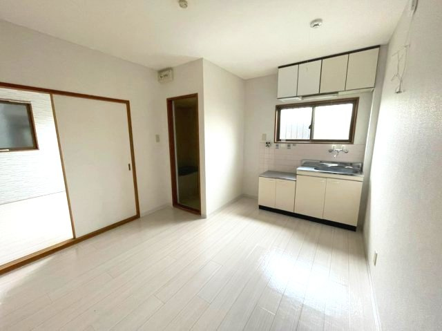 サンシャイン藤田の居間・リビング|イメージとして同建物他部屋を表示しています