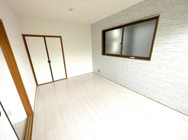 サンシャイン藤田の洋室|イメージとして同建物他部屋を表示しています