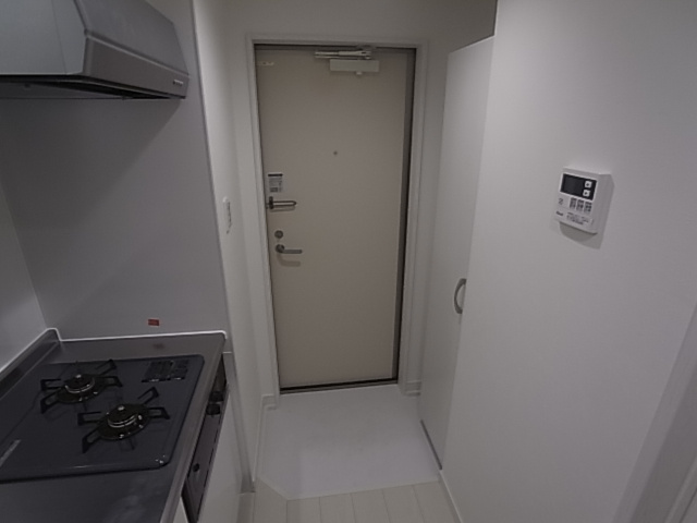 神戸市兵庫区東出町３丁目のアパートの玄関|シューズボックス付き