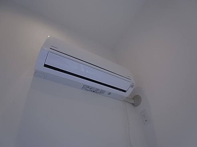 神戸市兵庫区東出町３丁目のアパートの設備|エアコン