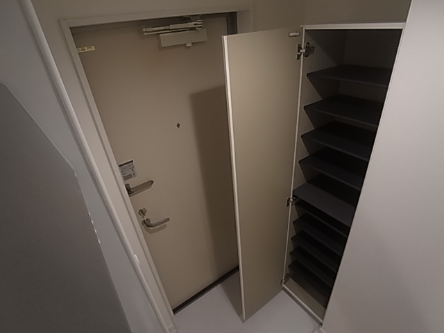 神戸市兵庫区東出町３丁目のアパート