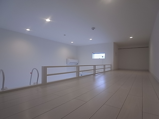 神戸市兵庫区東出町３丁目のアパートの内装|ロフト