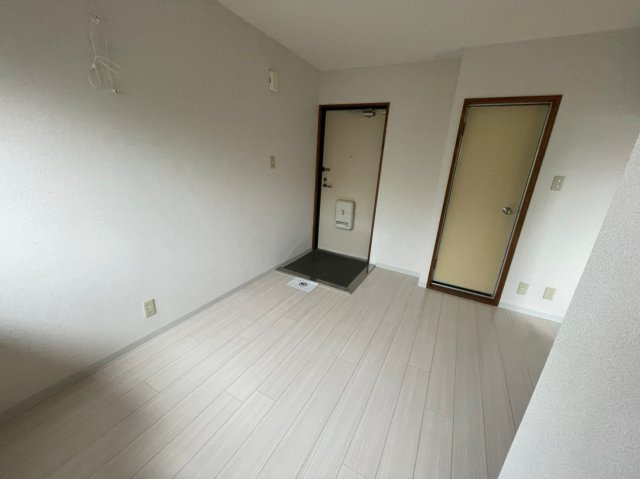 サンシャイン藤田の内装|イメージとして同建物他部屋を表示しています