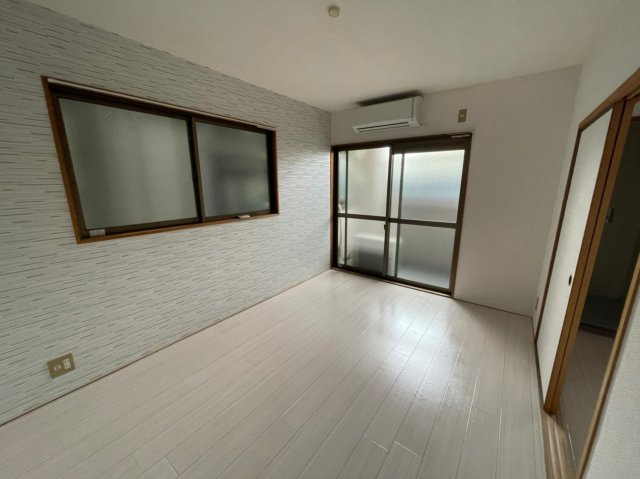 サンシャイン藤田の洋室|イメージとして同建物他部屋を表示しています