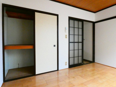 【寝室】 | ウエストハウス