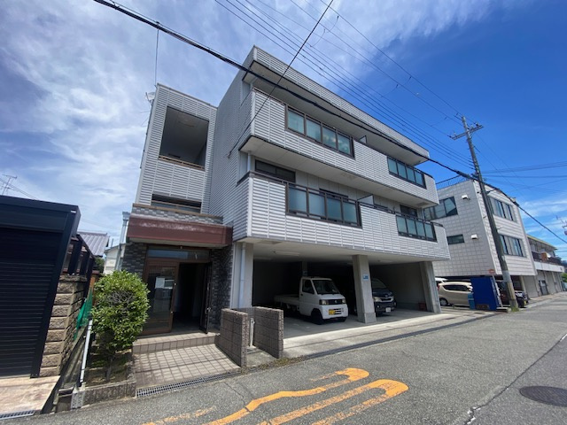 コスモみやびの外観