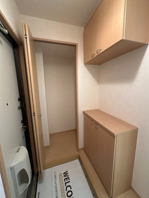 【玄関】 | グランソシエ Ｂ