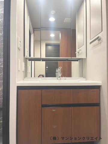 デュオヒルズ福井駅前の独立洗面台|システム洗面化粧台です