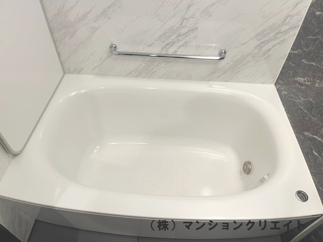 デュオヒルズ福井駅前の浴室|バスタブ