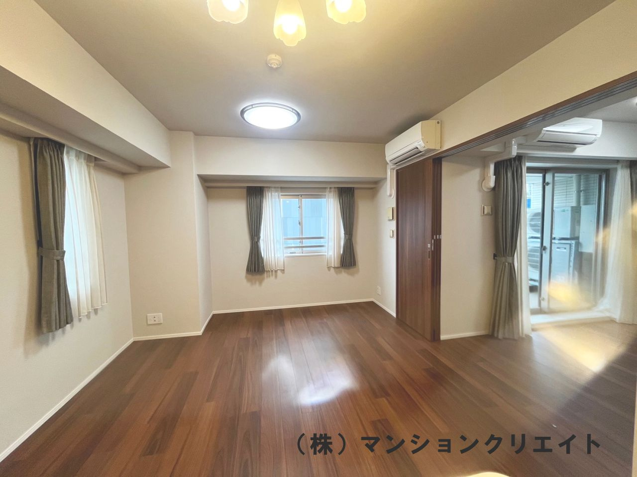 デュオヒルズ福井駅前の洋室|リビング隣接の洋室5.1帖