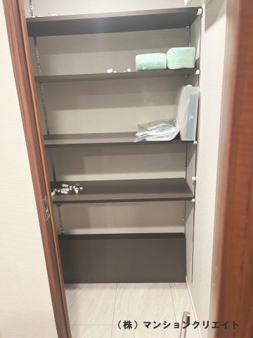 デュオヒルズ福井駅前の収納|シューズインクローゼット内部です
