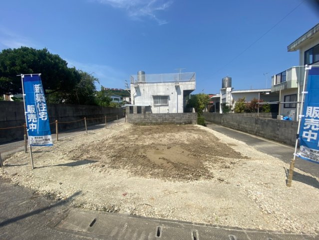 うるま市塩屋　売地の前面道路含む現地写真