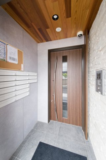 【エントランス】 | オートロックで安心