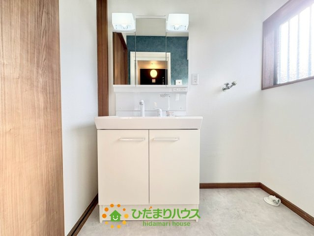 久喜市八甫1期　中古一戸建ての独立洗面台|2026年2月3日撮影