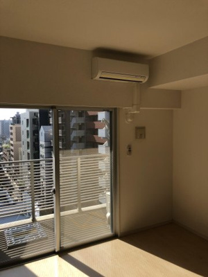 【居間・リビング】 | スカイコート博多駅前第2 | 別号室の写真になります。現況優先。