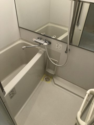 【浴室】 | スカイコート博多駅前第2 | 別号室の写真になります。現況優先。