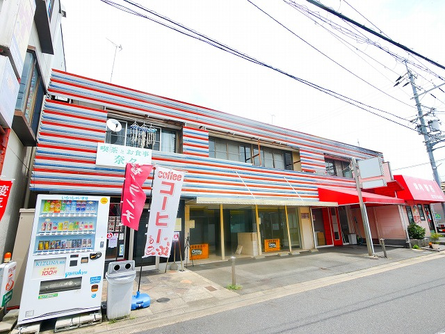 木津川市役所前店舗事務所の外観